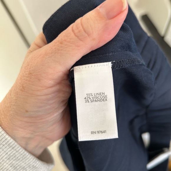 J. Jill Pure Jill Linen Stretch Navy Blue Cropped Pants- Size Medium Petite - Picture 8 of 9